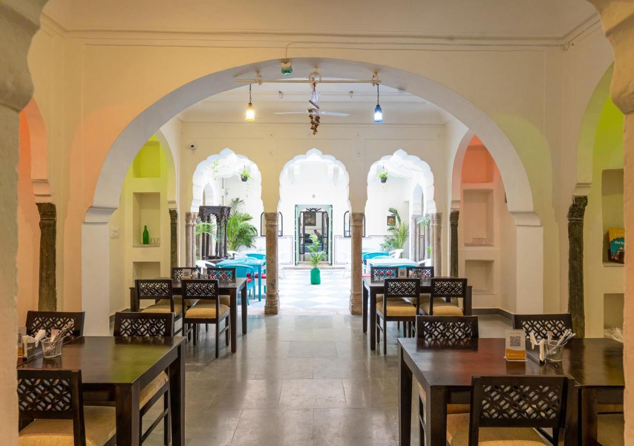 Отель Bloom Boutique - Chelon Haveli Джапур Экстерьер фото